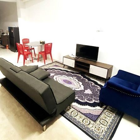 D'Cahaya Homestay Batu Pahat Extérieur photo
