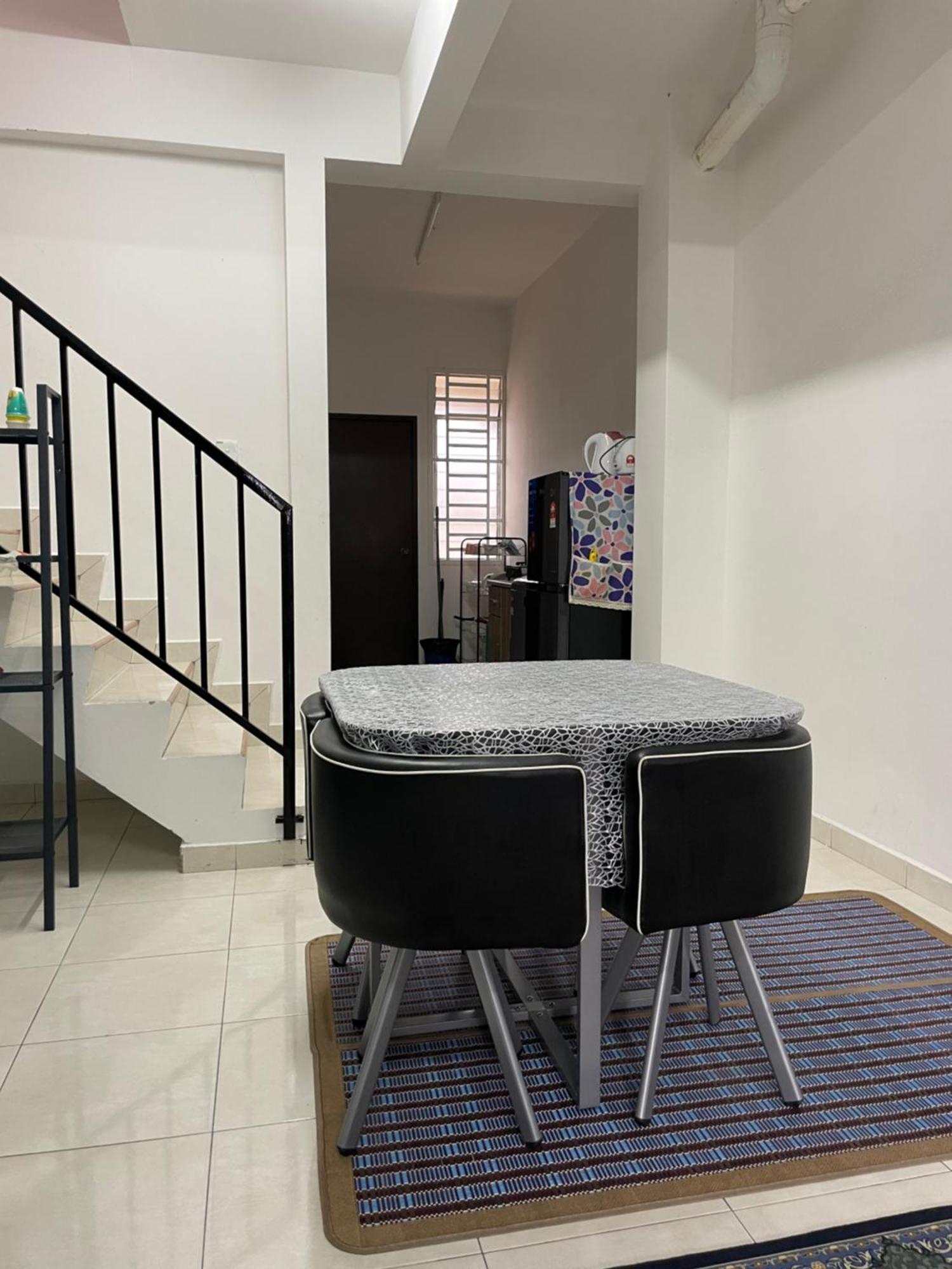D'Cahaya Homestay Batu Pahat Extérieur photo
